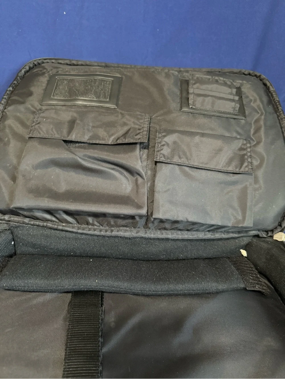 Dynex black padded